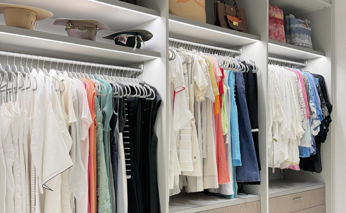 organizar cintos em gavetas