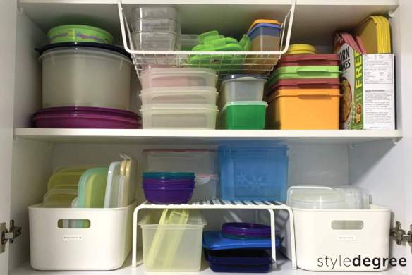 como organizar potes plásticos na cozinha