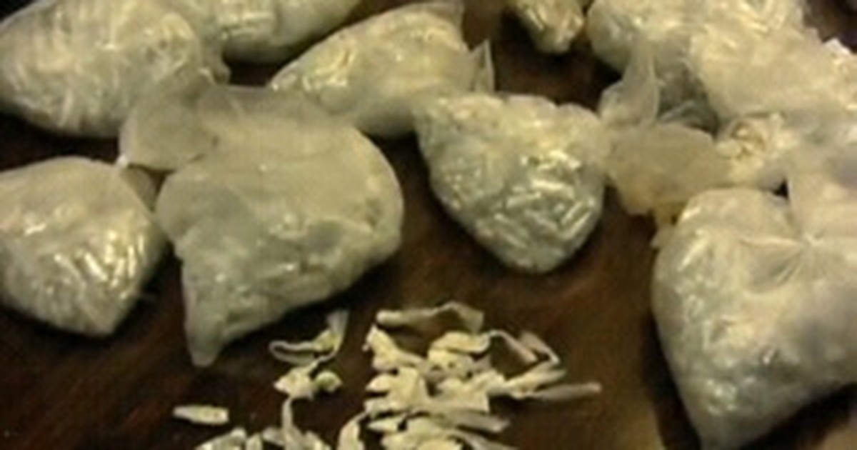 Vanish Oxi Action vs. Oxi-White: Qual o melhor para suas roupas?