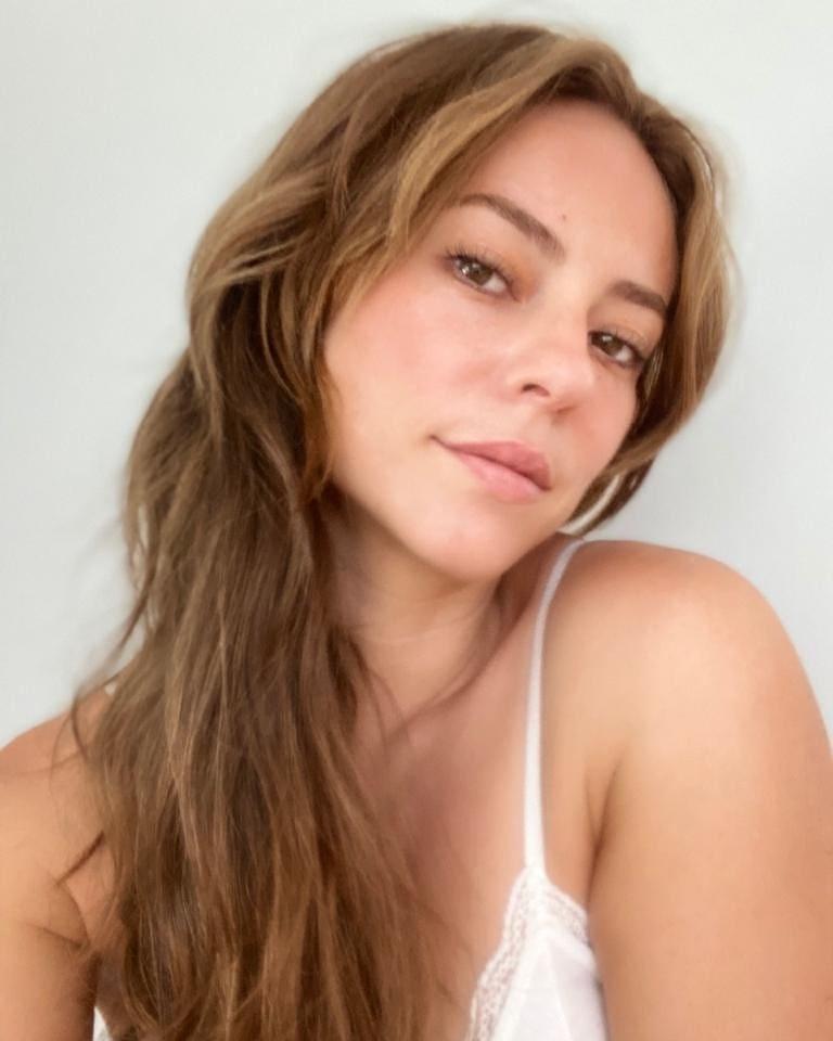 Fotos de Paolla Oliveira ao acordar