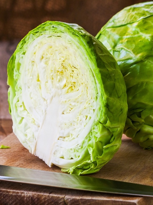 Receitas Saudáveis com Repolho: Do Refogado ao Suco Detox