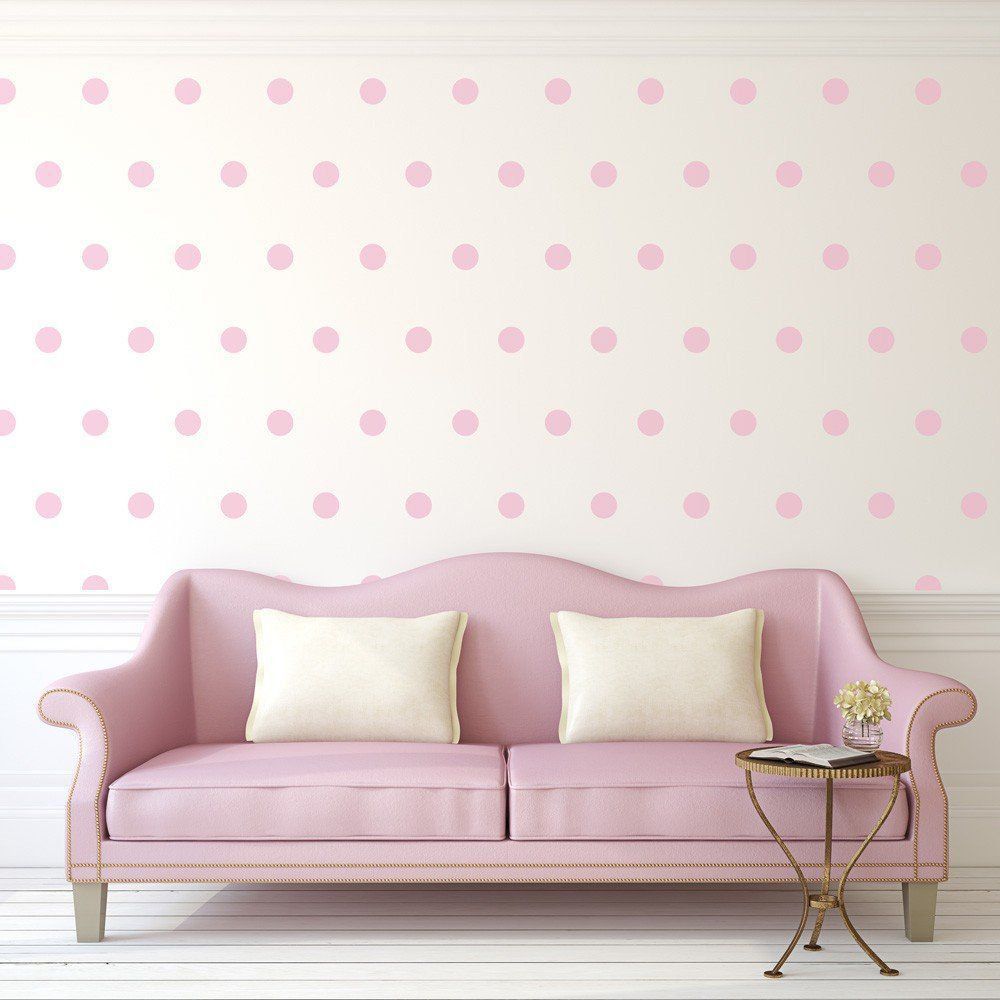 Papel de Parede de Bolinhas vs. Pintura: Qual a Melhor Opção para Você?