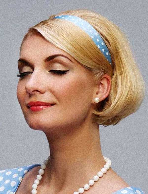 penteado anos 60 com tiara