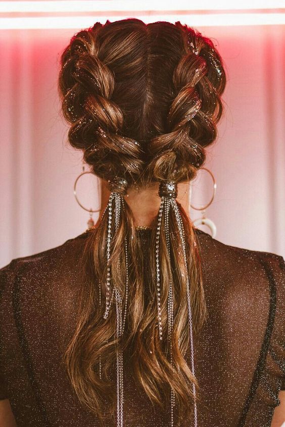 penteados para cabelo longo carnaval
