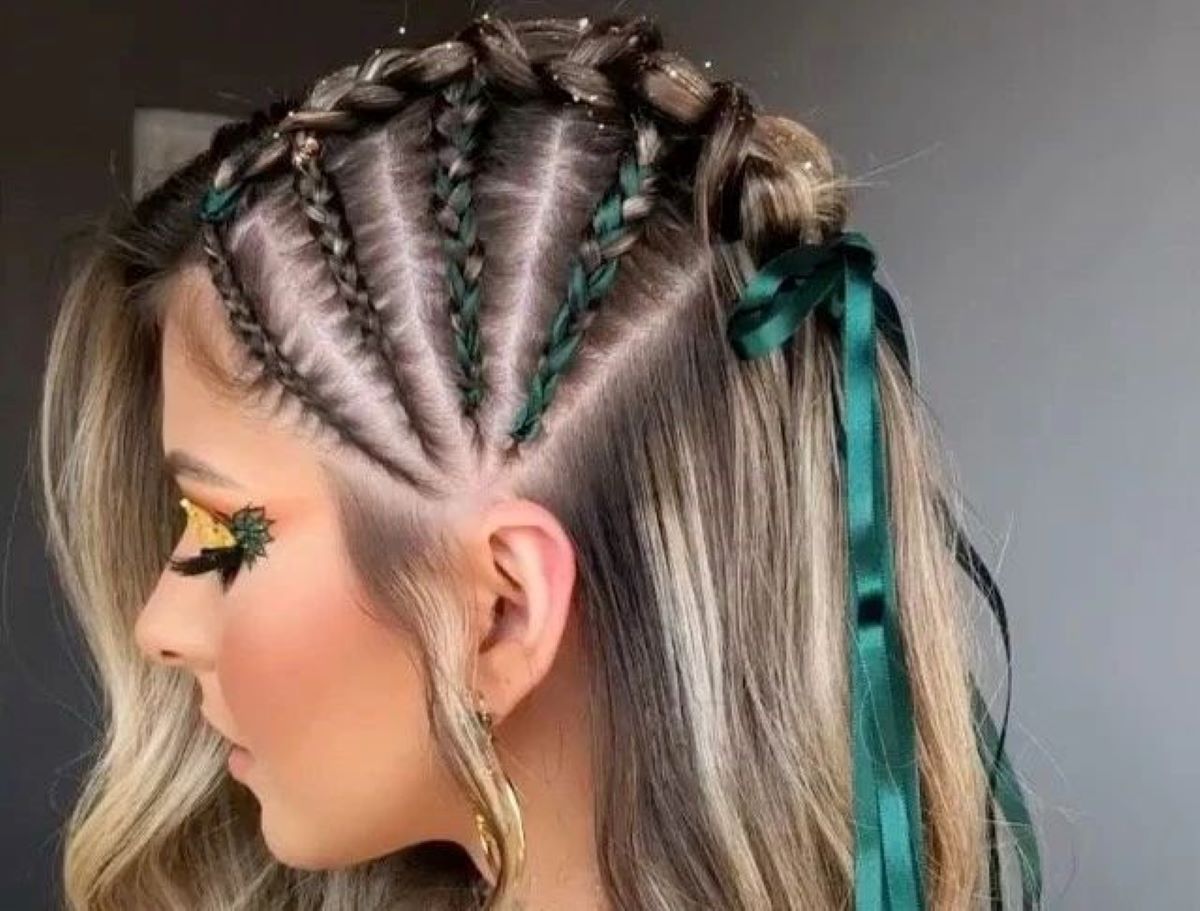 penteado de carnaval com fita