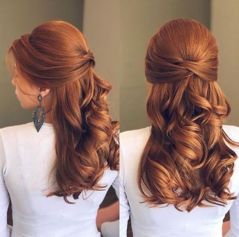 penteado para madrinha de casamento cabelo medio moderno