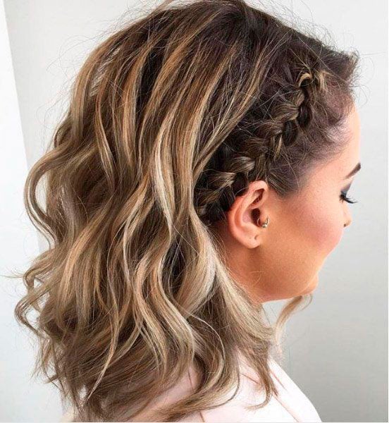 penteado trança lateral embutida para casamento convidada cabelo curto