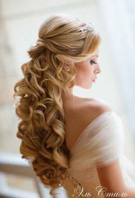 5 Ideias de Penteados Semi-Presos para Cabelos Cacheados
Como Fazer um Semi-Preso Romântico com Torcidinho
