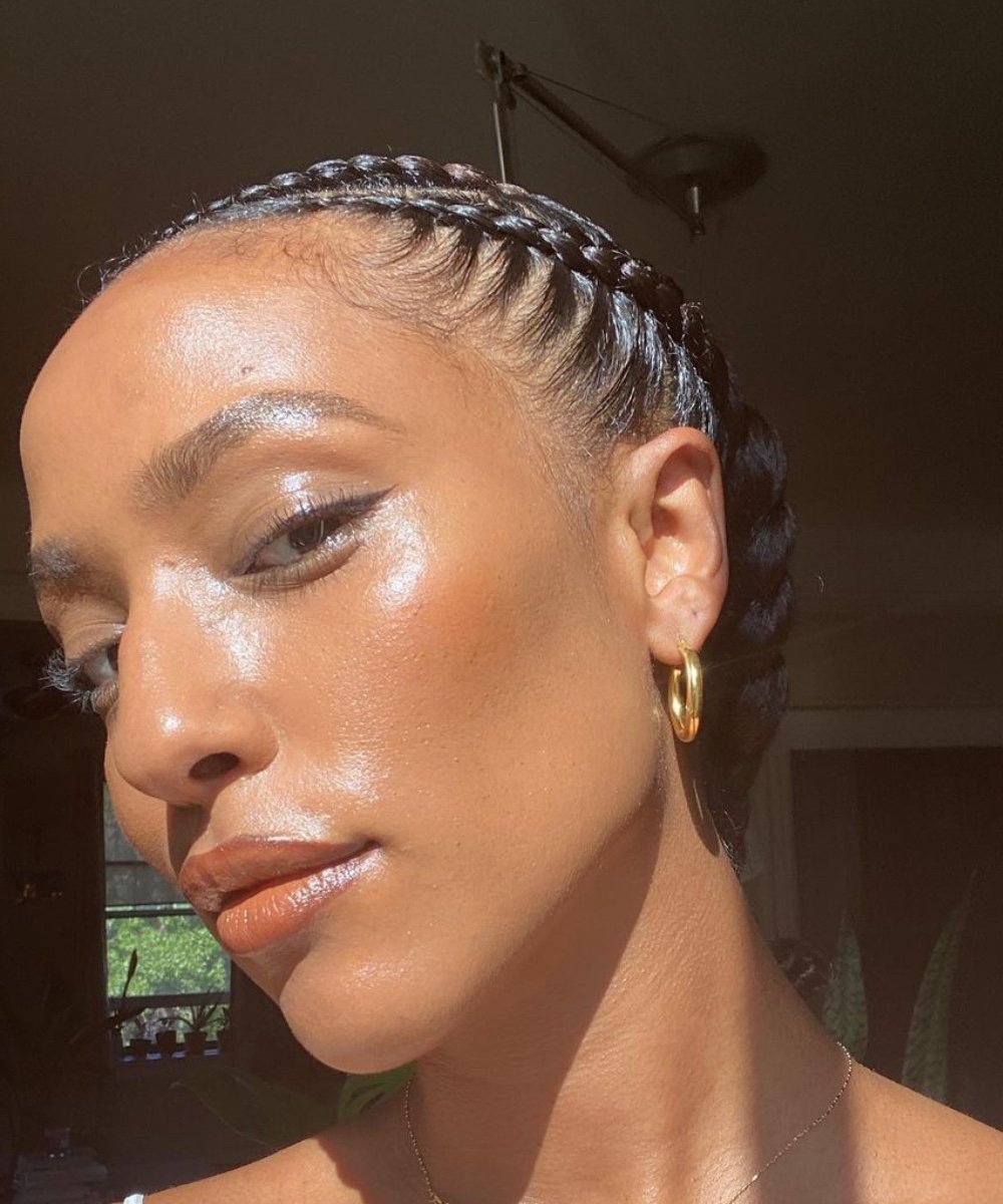 penteado com liguinhas para cabelo cacheado curto