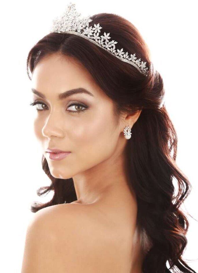 preço médio de tiaras para penteados de festa