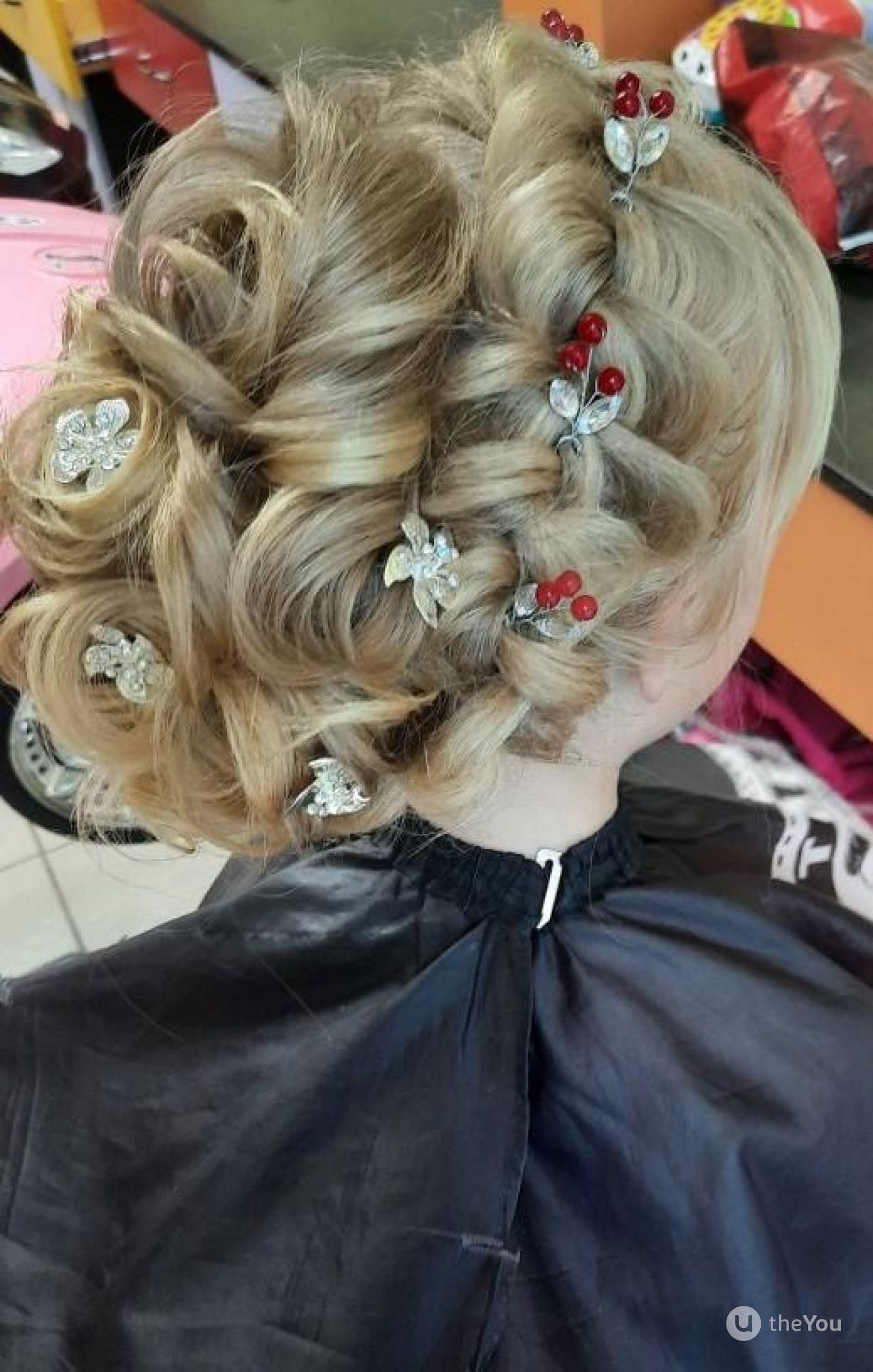 tiara de pedraria vs tiara de pérolas para penteados