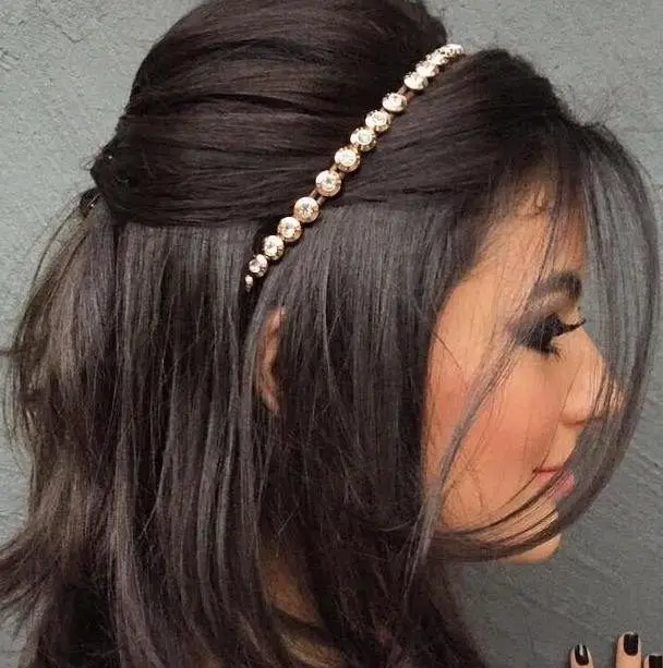 preço médio de tiaras para penteados de festa