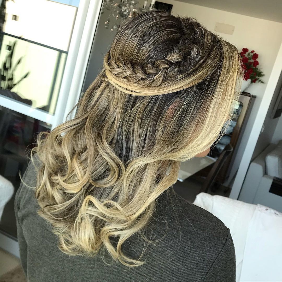 penteados para casamento cabelo liso efeito natural