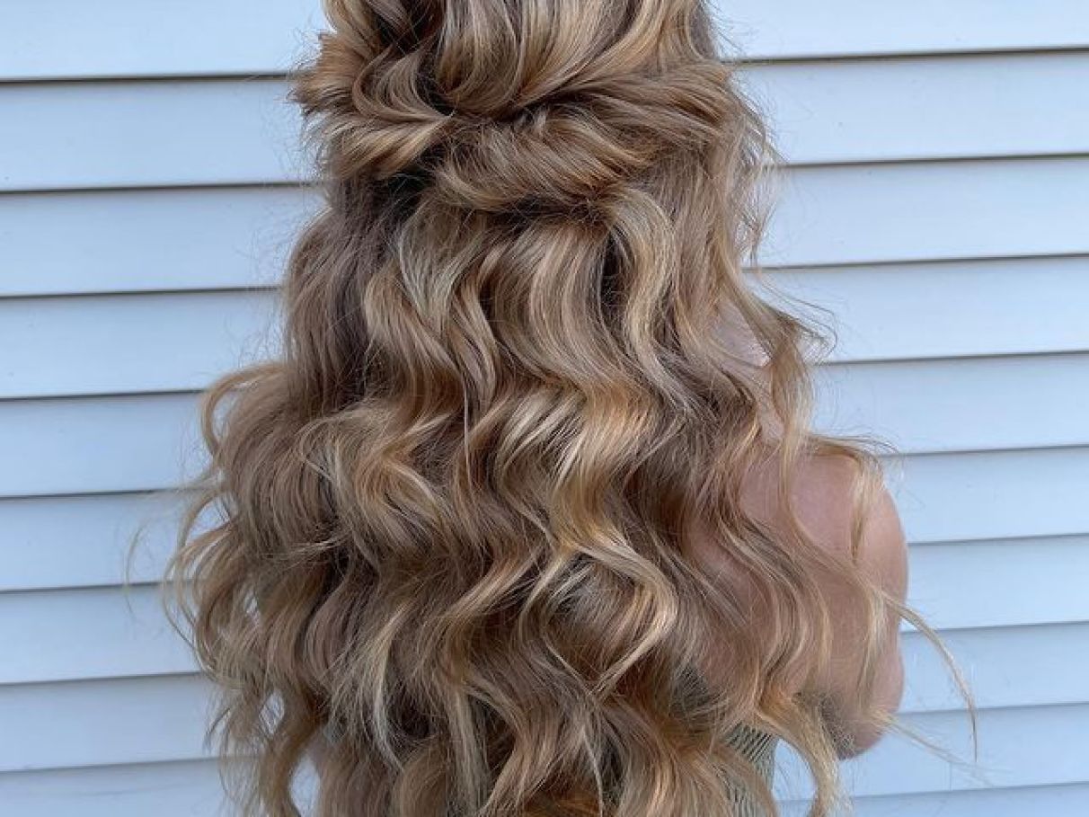 penteados para casamento cabelo liso elegante