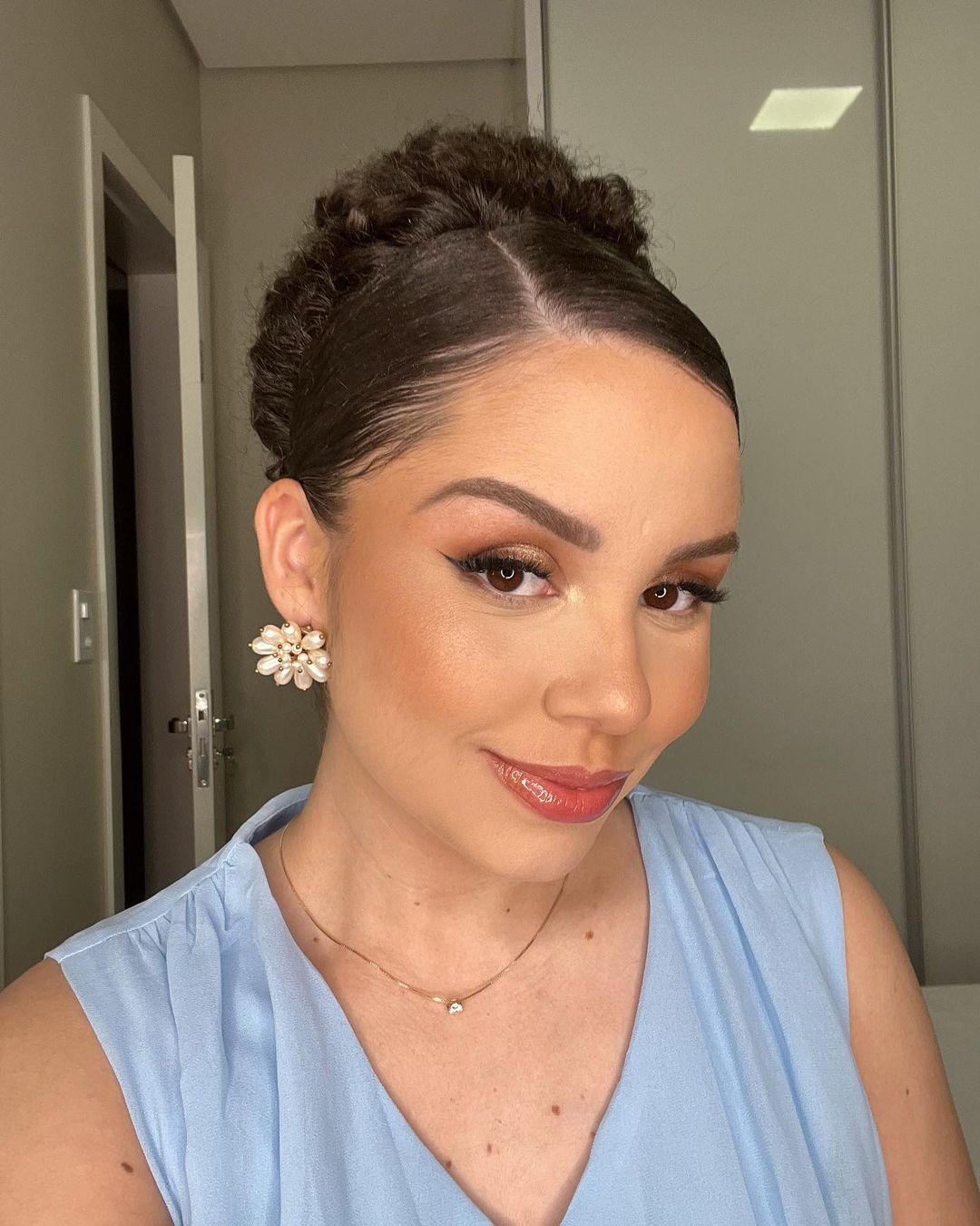penteados para casamento com cabelo longo convidada