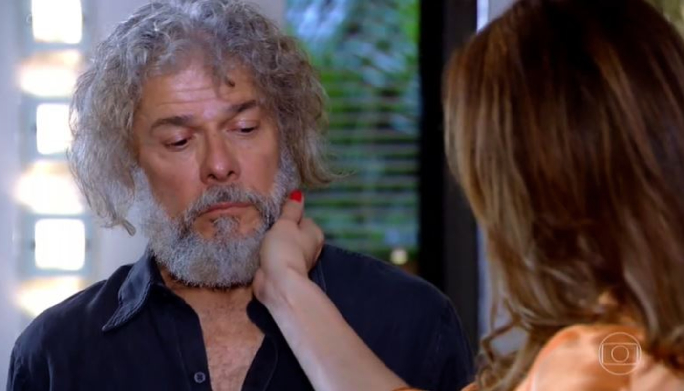 desfecho de pereirinha novela fina estampa