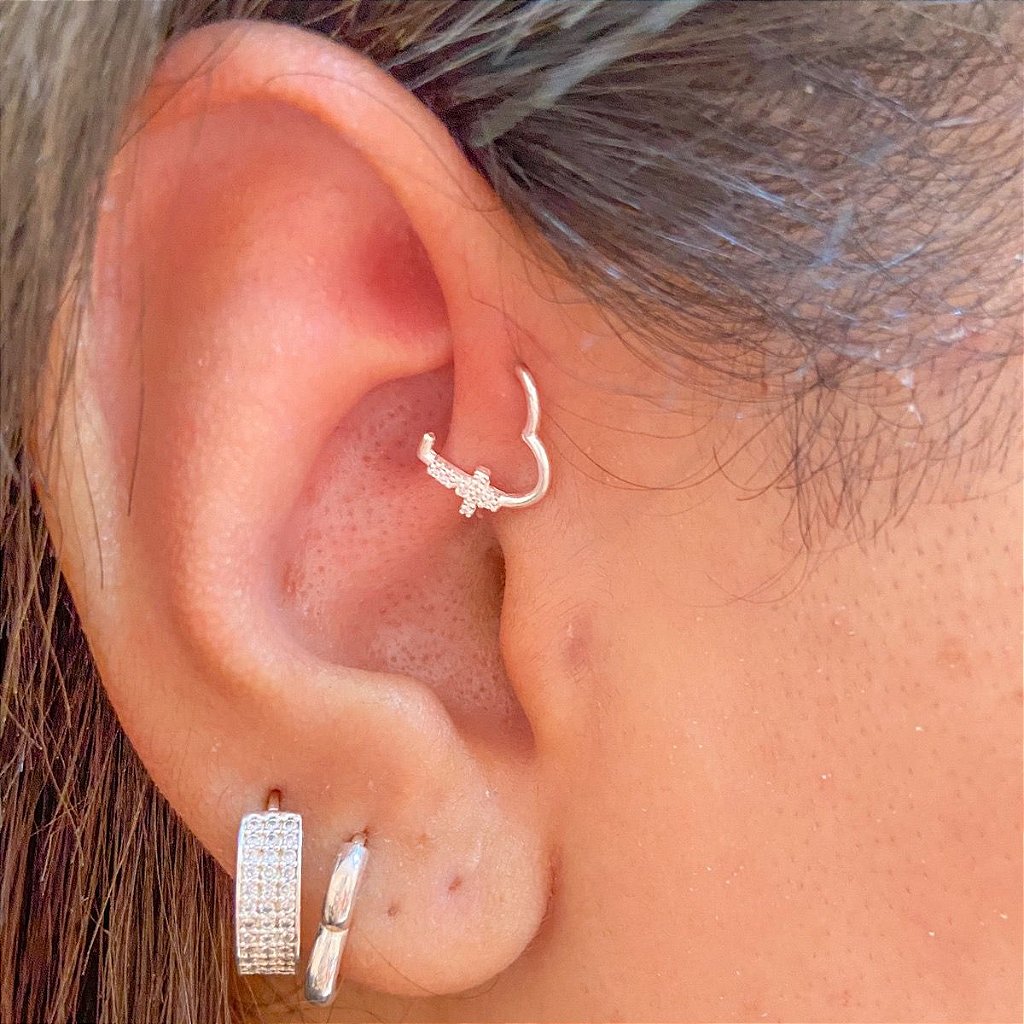gold anti helix hoop