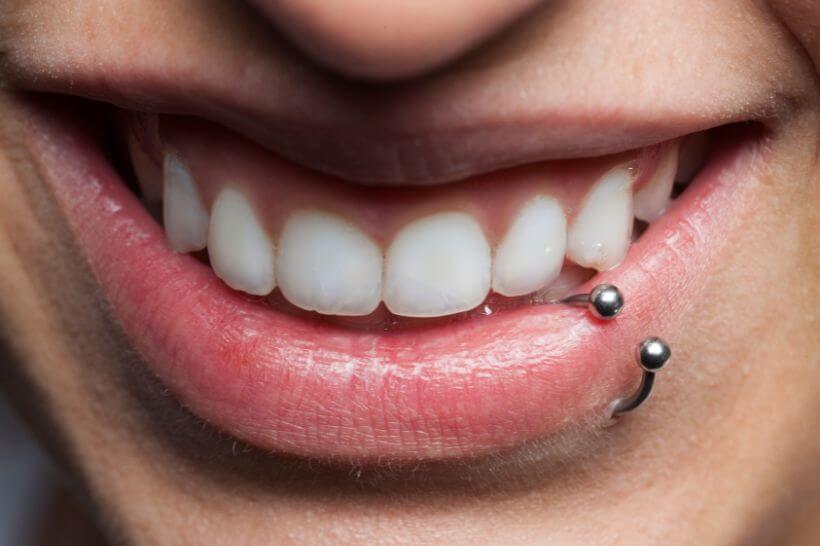 Como Cuidar do Seu Piercing Labret: Dicas Essenciais para uma Cicatrização Rápida