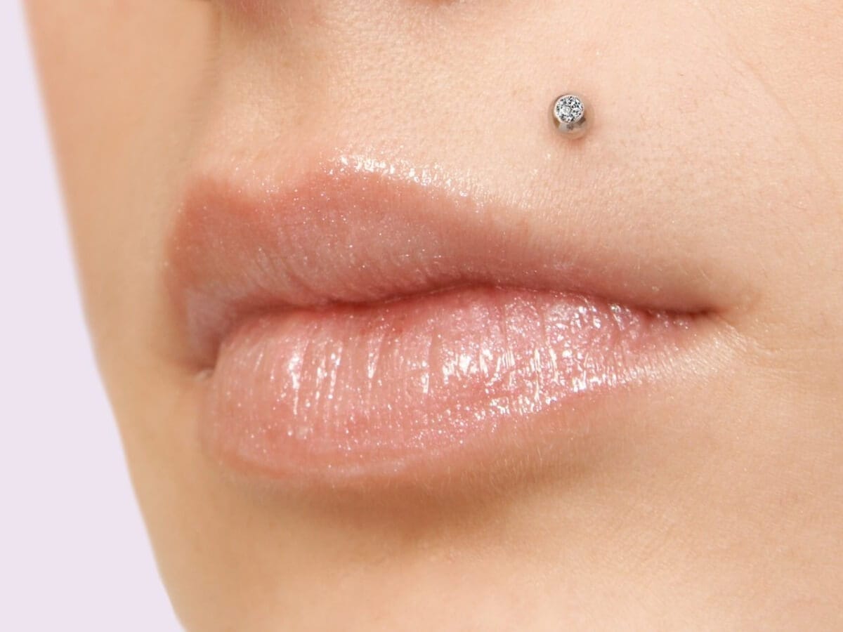 Como Escolher a Joia Ideal para o seu Piercing Monroe