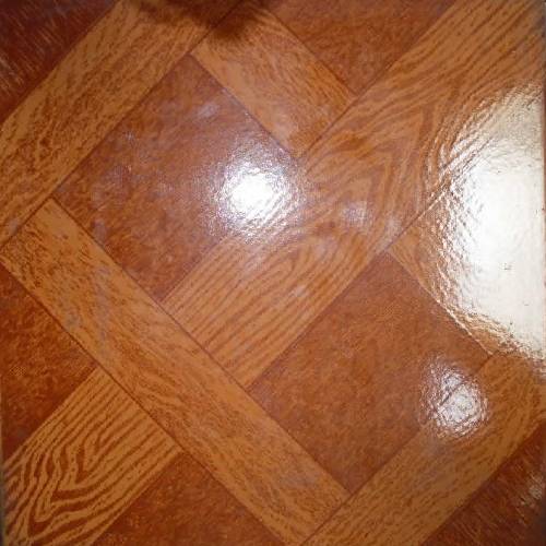 piso cerâmico marrom envelhecido