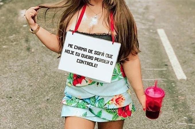 melhores frases para plaquinhas de carnaval