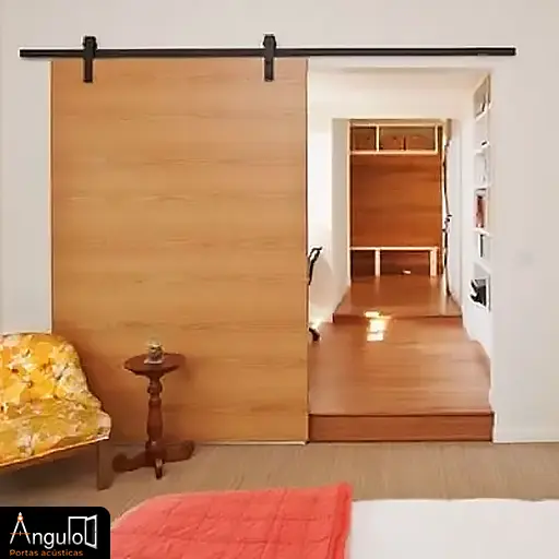 porta de correr para quarto de solteiro com escritório