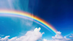 Arco-Íris na Ioga: Descubra a