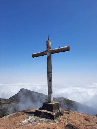 qual o pico mais alto do brasil