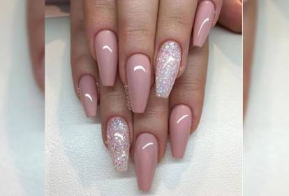 unha bailarina gel ou acrilico qual melhor