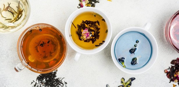 Os 5 Melhores Chás para Aliviar os Sintomas da Gota