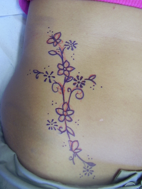 tatuagem ramo para cobrir cicatriz