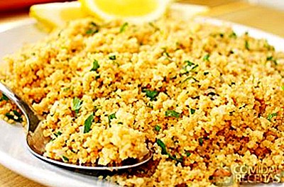 cuscuz marroquino com vegetais pronto em 20 minutos