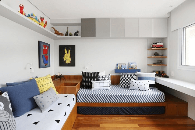 5 ideias de títulos:
1. Guia Completo: Renove Seu Guarda-Roupa em 4 Passos Simples
2. Desapego Estratégico: Como Liberar Espaço e Estilo no Seu Armário
3. Organização Inteligente: Transforme Seu Guarda-Roupa em um Espaço Funcional
4. DIY Guarda-Roupa: Reformas Criativas e Econômicas para Seus Móveis
5. Moda Circular e Compras Conscientes: Renove Seu Estilo com Sustentabilidade