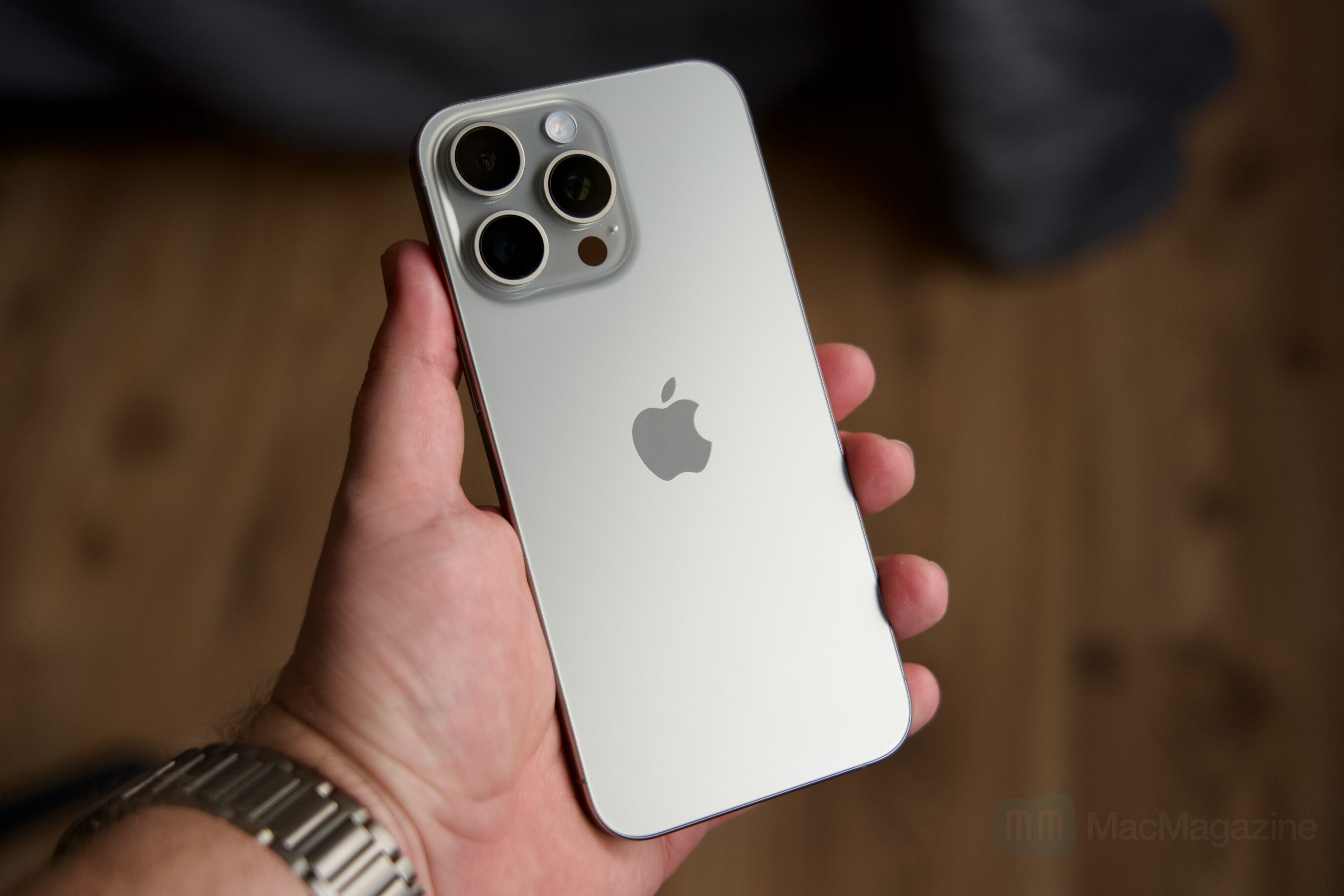 aquecimento iphone 15 pro max resolvido