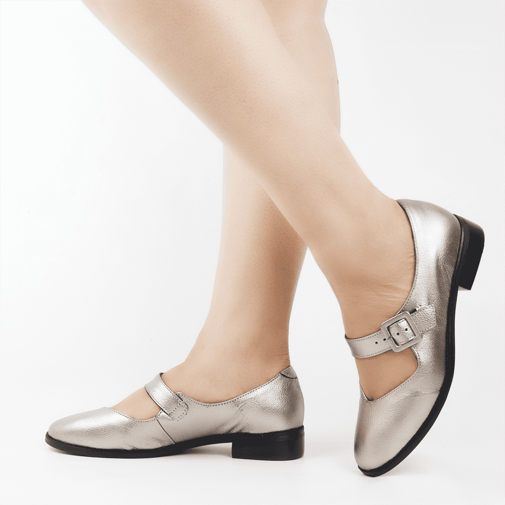 5 ideias de títulos:
1. Sapato Boneca: O Guia Definitivo para Usar a Tendência Mary Jane em 2026
2. Mary Jane: Como Combinar o Sapato Boneca com Looks Modernos e Clássicos
3. Descubra os Modelos de Sapato Boneca que Vão Dominar a Moda
4. Sapato Boneca de Couro: Conforto e Estilo para o Dia a Dia
5. A História e a Evolução do Sapato Mary Jane: Um Ícone da Moda