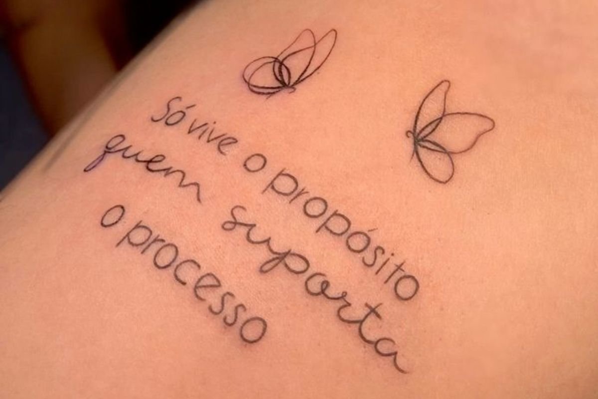 tatuagem seja luz com girassol
