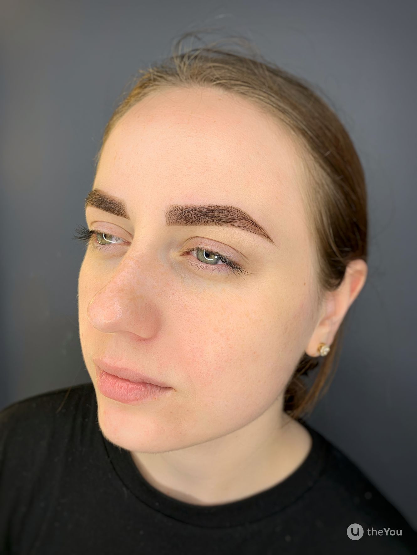 Sobrancelhas Grossas