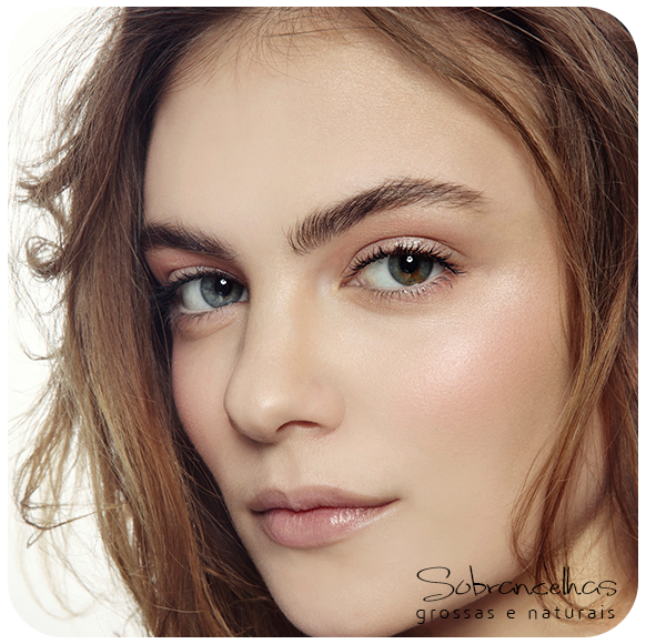 Sobrancelhas Grossas