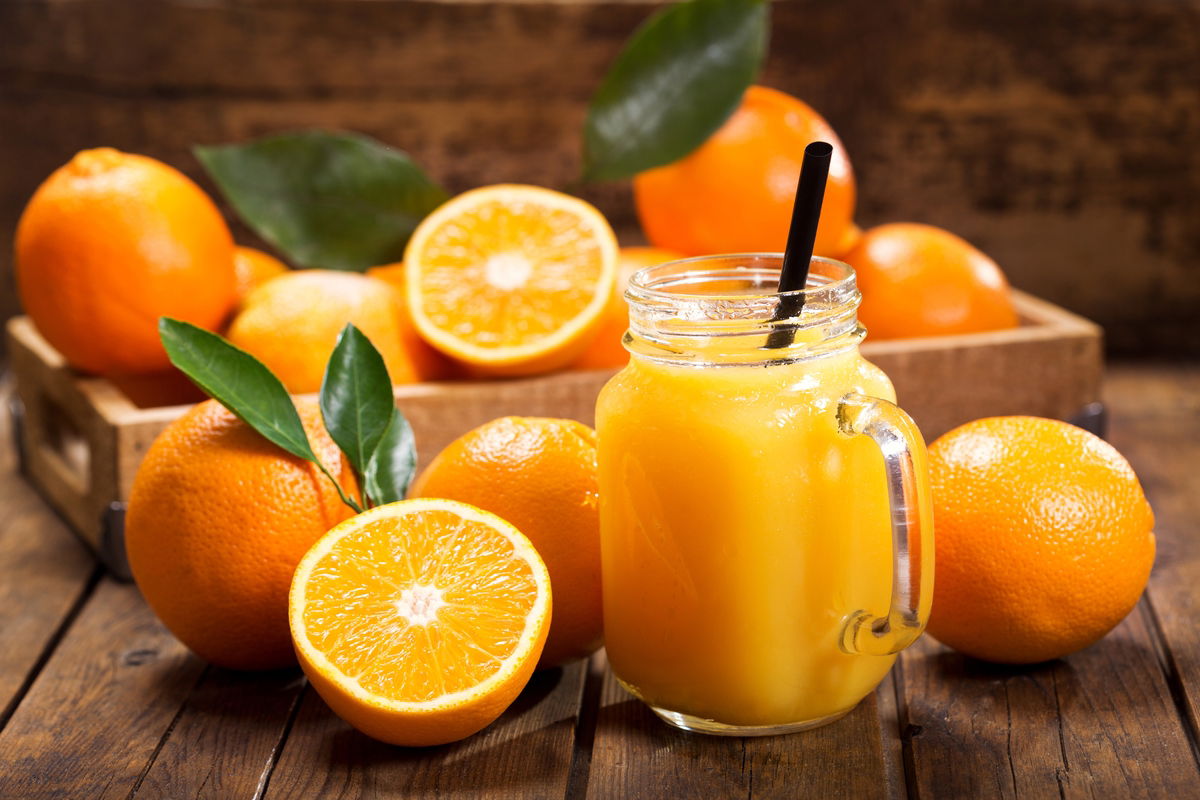 benefícios do suco de laranja para a saúde
