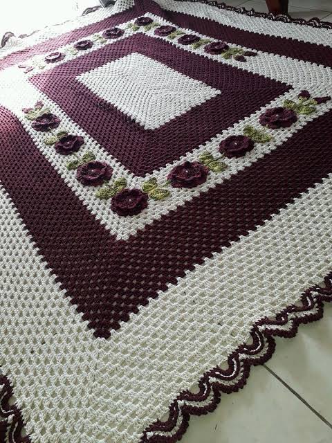 Tapete De Crochê Quadrado