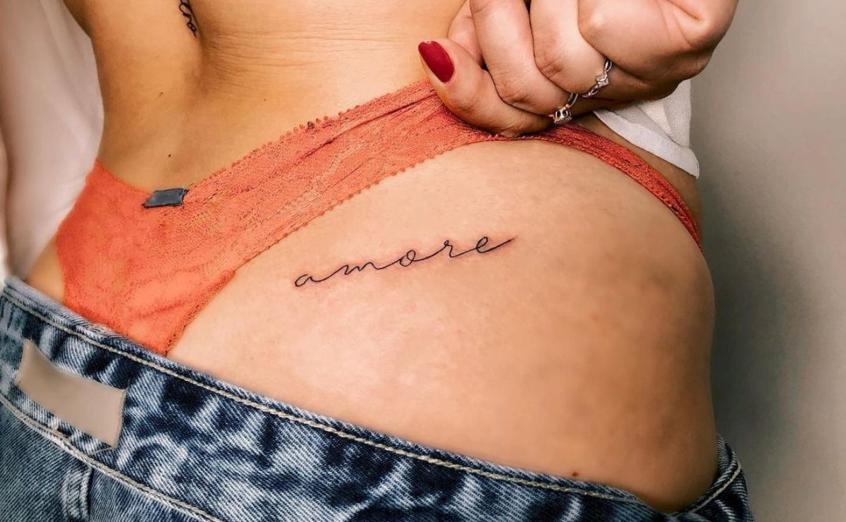 tatuagem feminina bunda