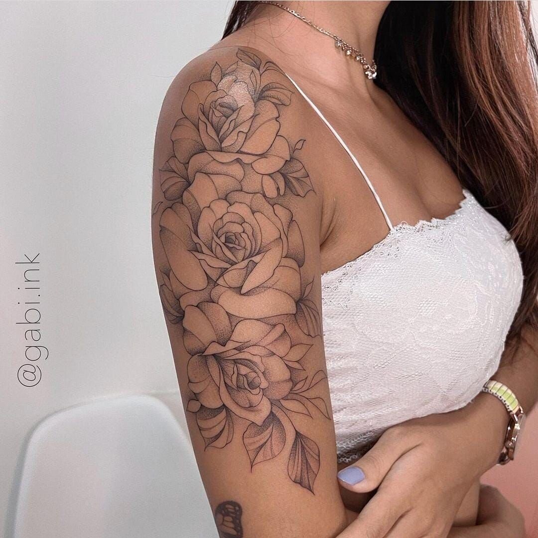tatuagem feminina ombro pequena