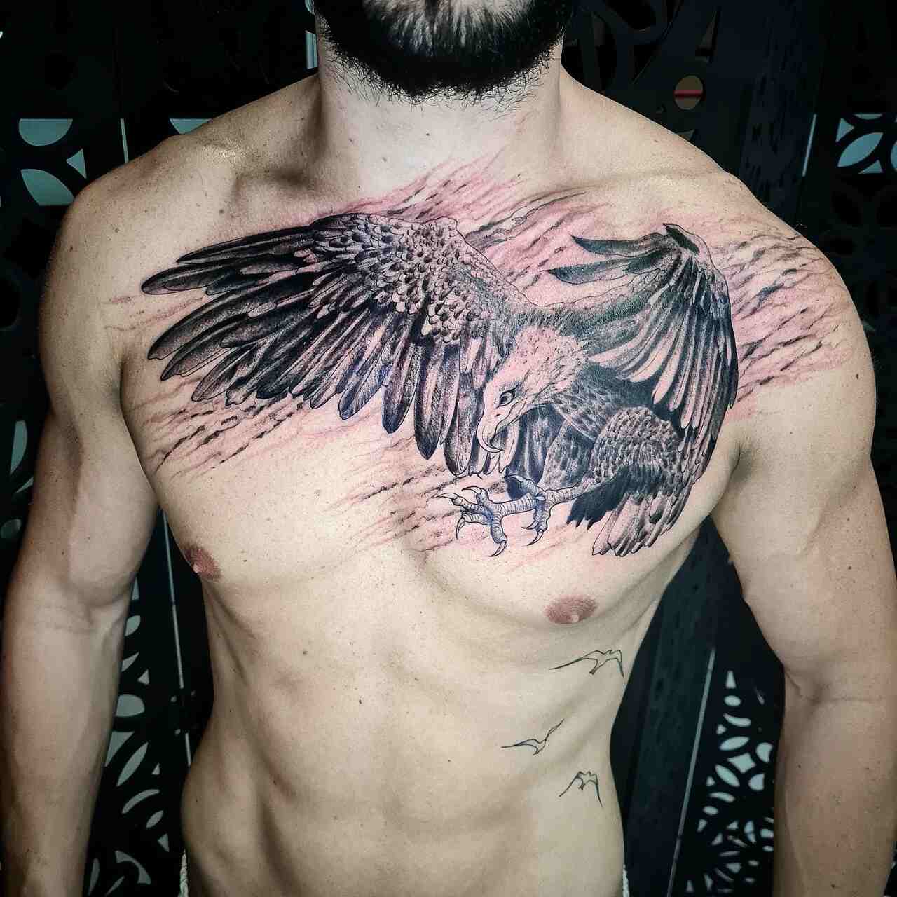 tatuagem de coração anatômico no peito: guia completo