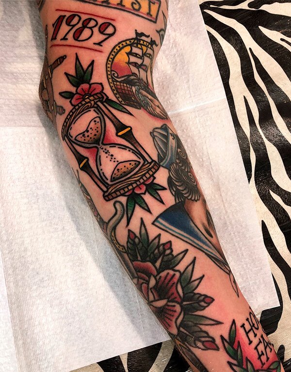 erros comuns ao fazer tatuagem old school feminina