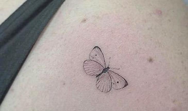 tatuagem borboleta ombro vs braço