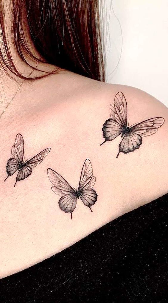 ideias tatuagem borboleta ombro delicada