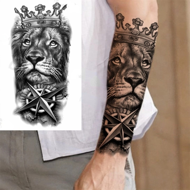 tatuagem de coroa com cruz