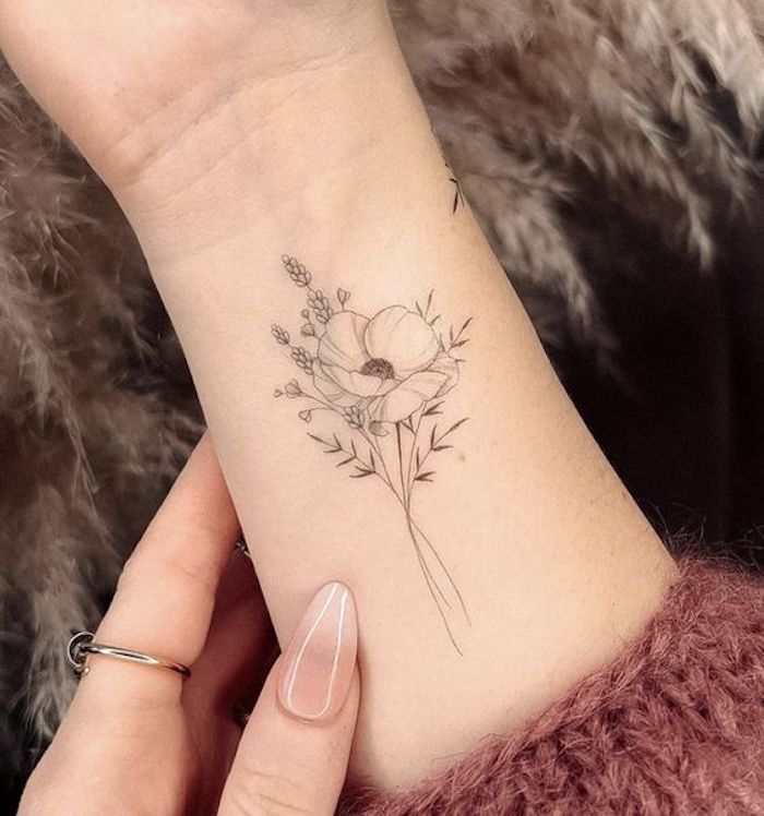 tatuagem de ramo delicado