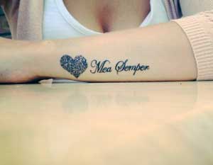 tatuagem nome filho clavícula