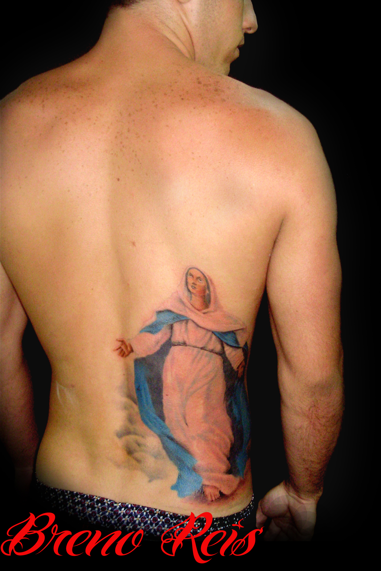 tatuagem nossa senhora com rosas